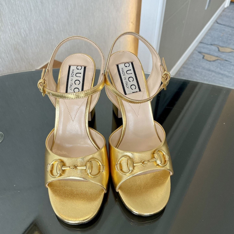 G*u*i high heels